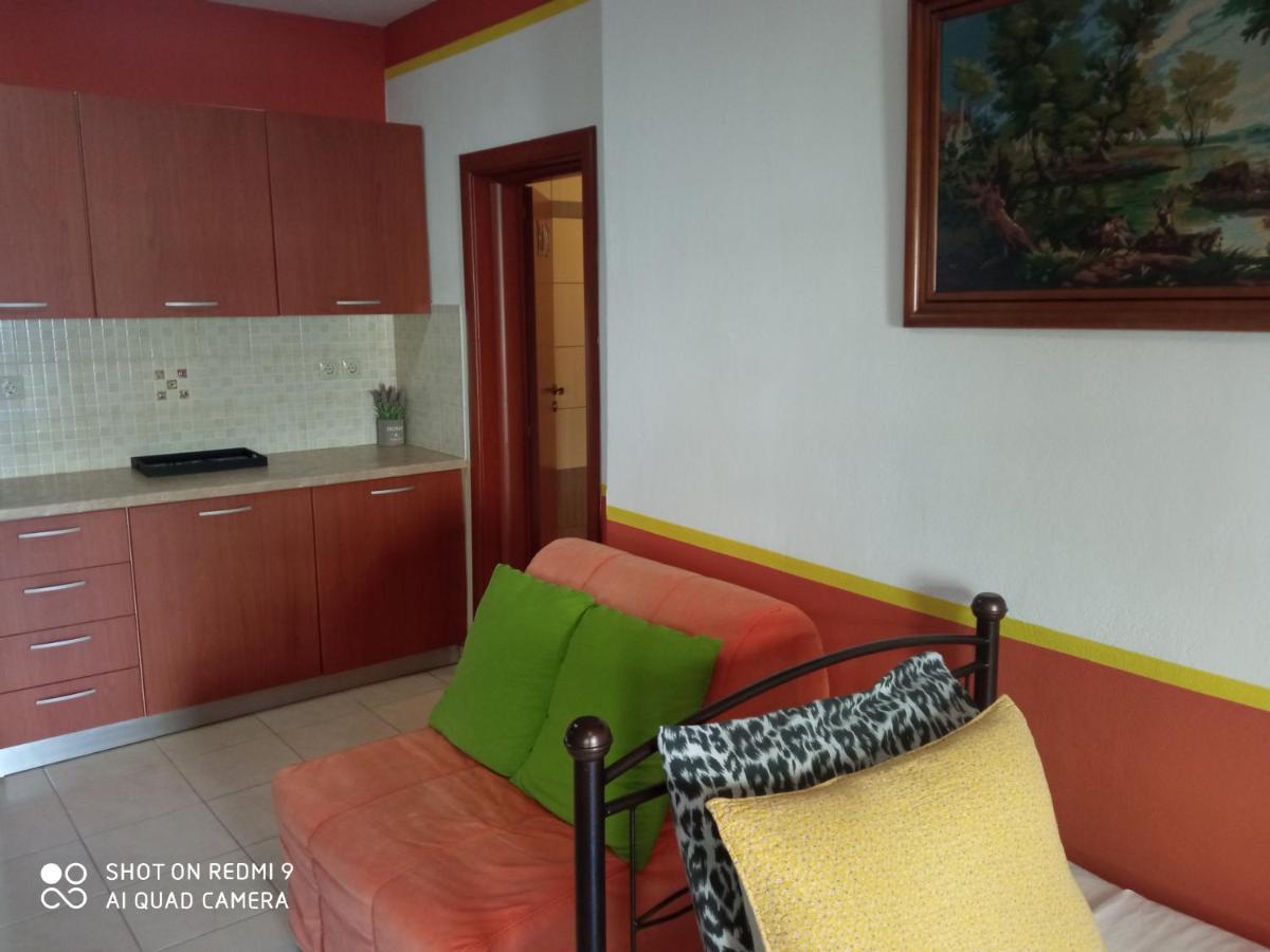S.D Apartment 2 Lávrio Kültér fotó